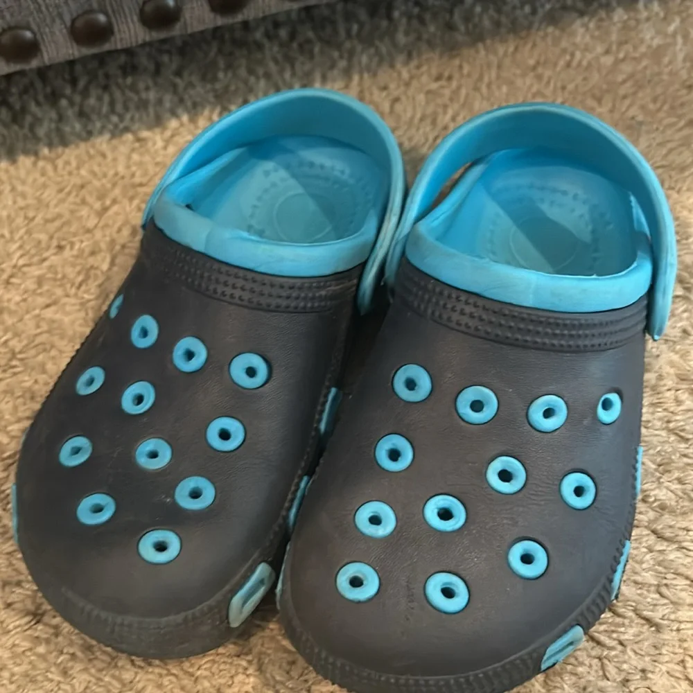 Blue Kids Crogs size 2